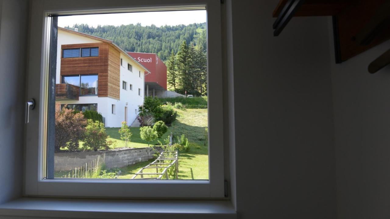 Chasa Rachoegna Scuol Exterior foto